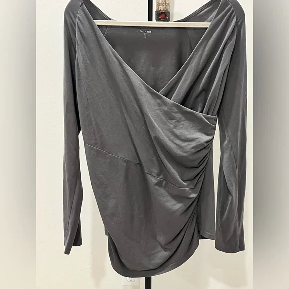 Garnet Hill Charcoal Long Sleeve Maternity Top - Picture 1 of 2